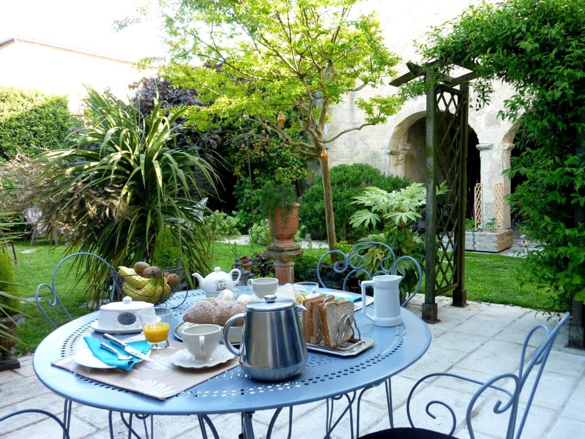 Bed and Breakfast Time After Time Pons Exterior foto